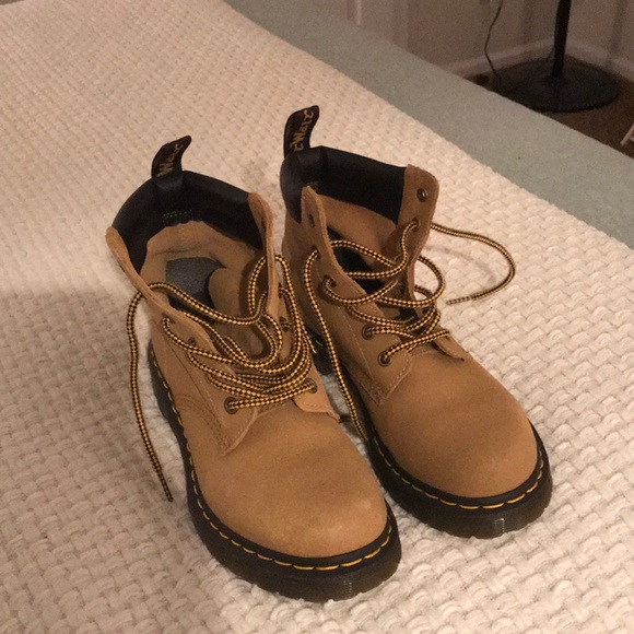 Dr. Martens Shoes - Doc Martens